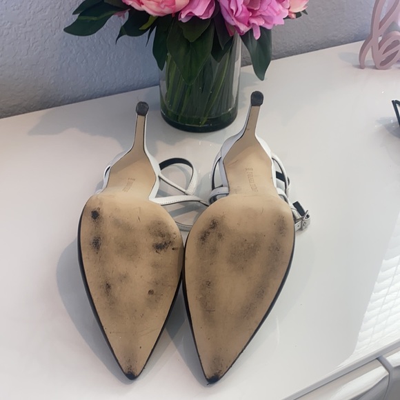 Black and White Heels - Picture 4 of 4